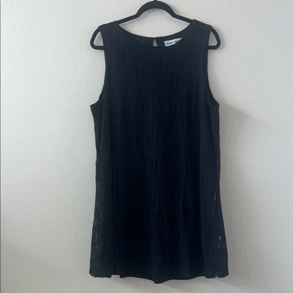 Almost Famous Black Sleeveless Lace Dress size 2X EUC